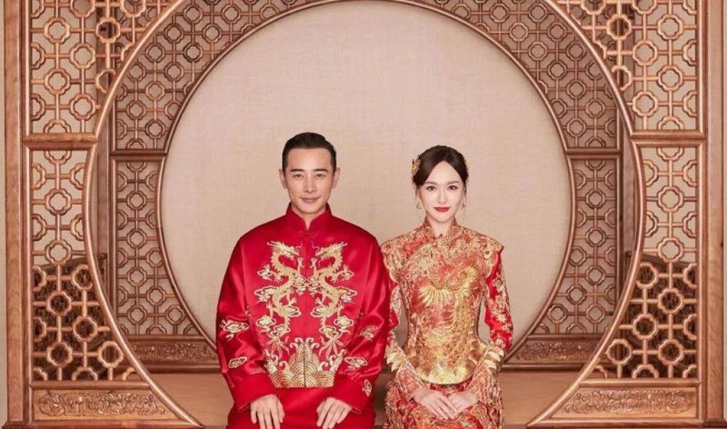 Những mẫu áo cưới Trung Quốc đẹp khiến người xem mê mẩn