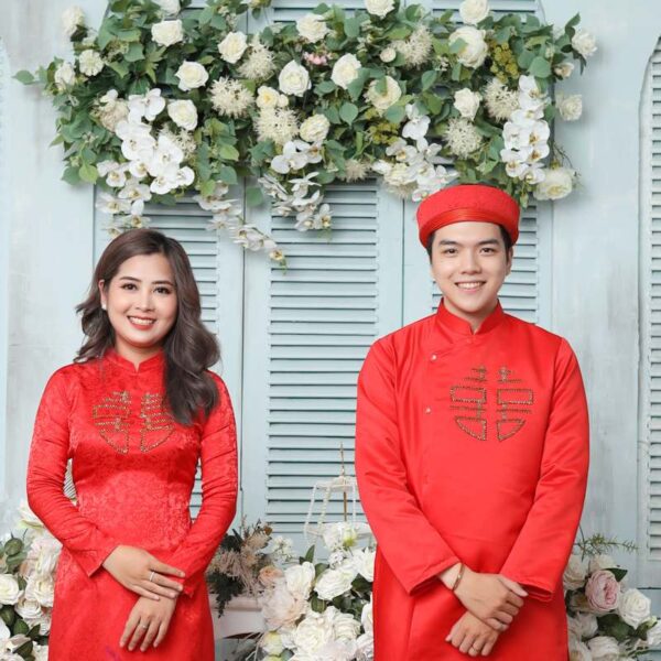 Áo dài cưới cô dâu chú rể đỏ gấm DG55