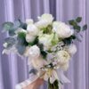 Bó hoa cưới sen trắng mix chung hoa hồng trắng V46
