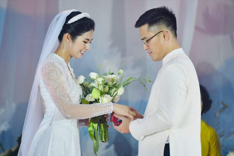 Có nên dùng hoa sen trong đám cưới