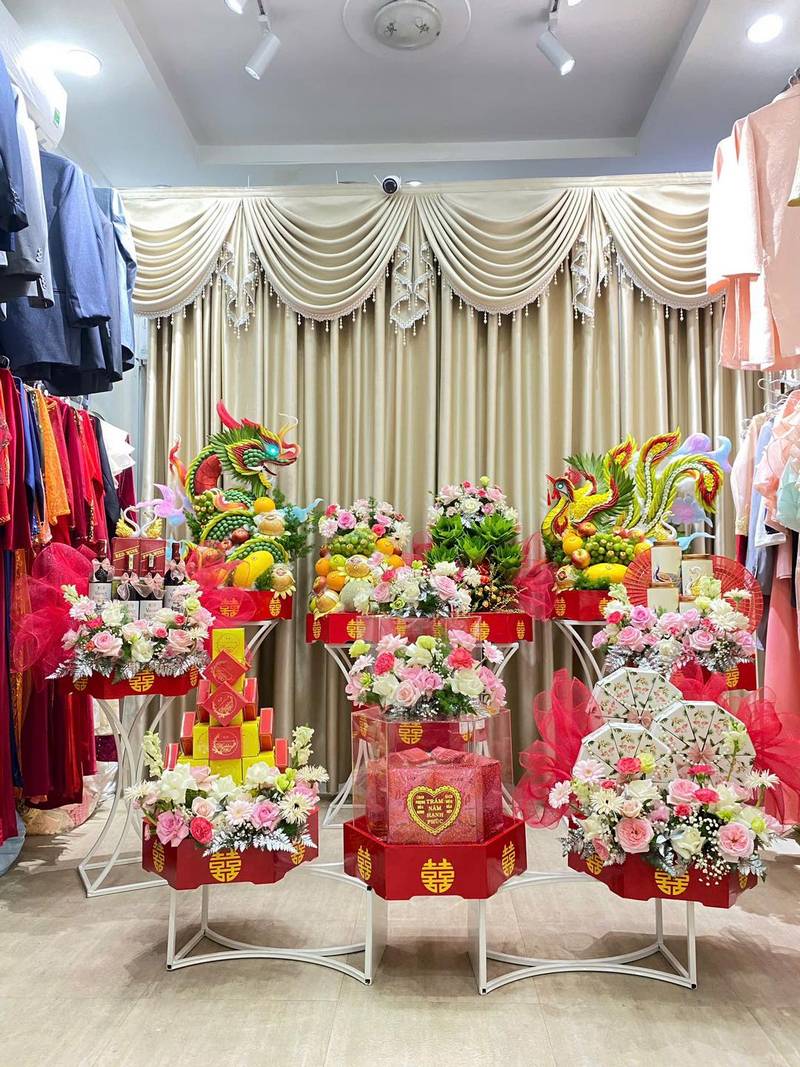 Mâm Quả Bánh Pía Được Trang Trí Thế Nào Cho Thật Ấn Tượng?