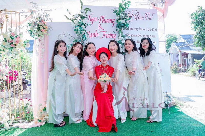 Áo Dài Tài Lộc - Địa chỉ đặt hoa cưới cầm tay cho cô dâu uy tín tại HCM