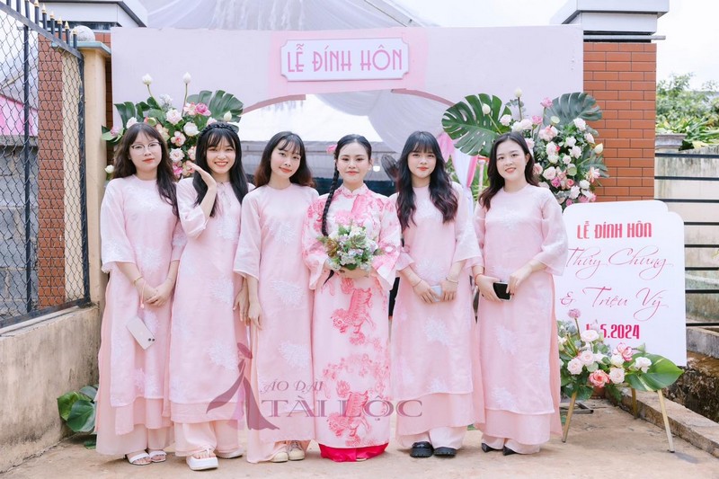 Lựa chọn hoa cưới theo phong cách cô dâu