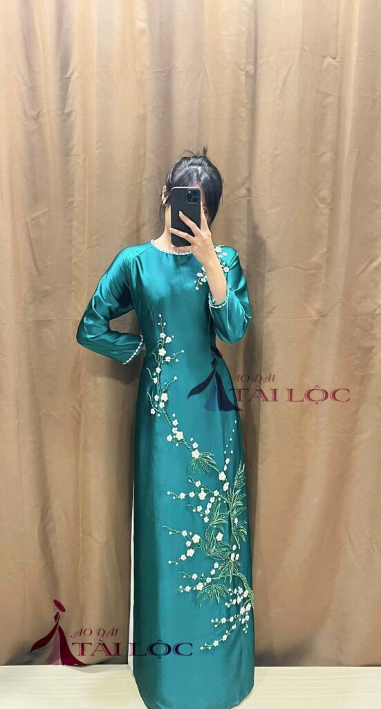 Áo dài bà sui xanh lụa ruby- XL398
